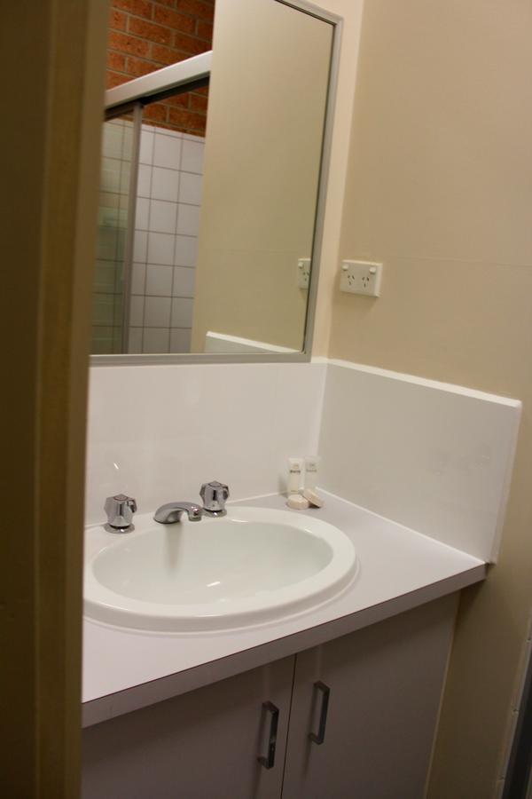 Cranbourne Motor Inn Εξωτερικό φωτογραφία