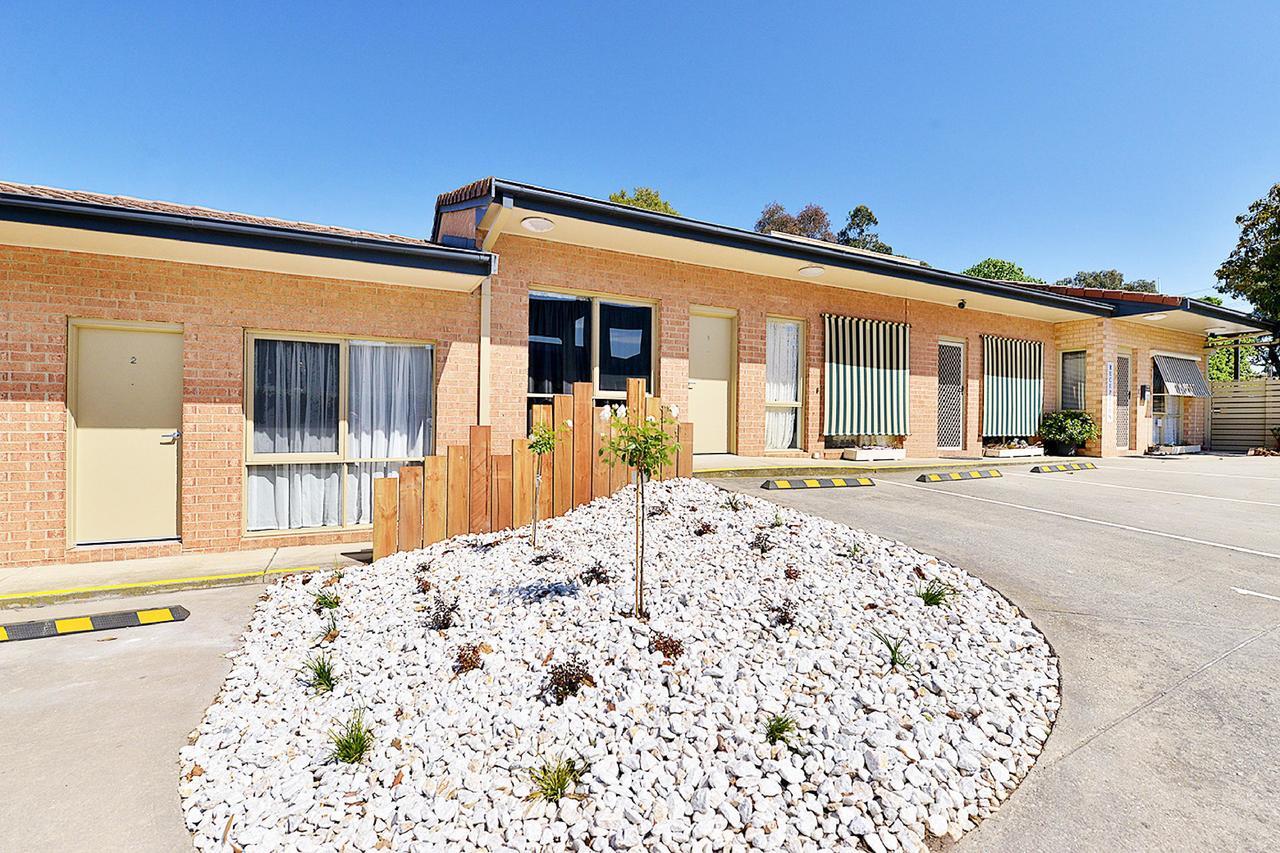 Cranbourne Motor Inn Εξωτερικό φωτογραφία